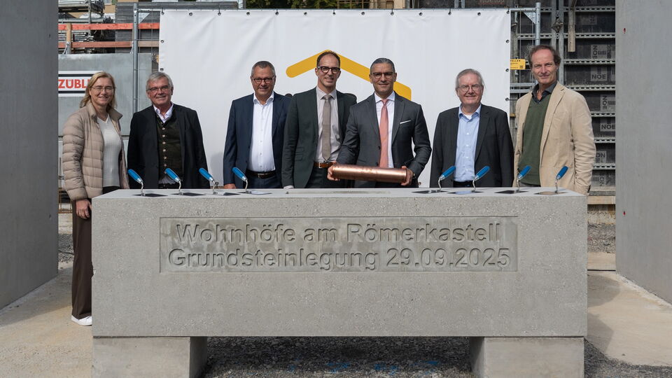 10-2025_SWSG_Grundsteinlegung Wohnhöfe am Römerkastell_Foto Sebastian Bullinger (1)-6db2ec3f